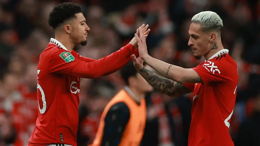 Antony và Jadon Sancho bị chỉ trích